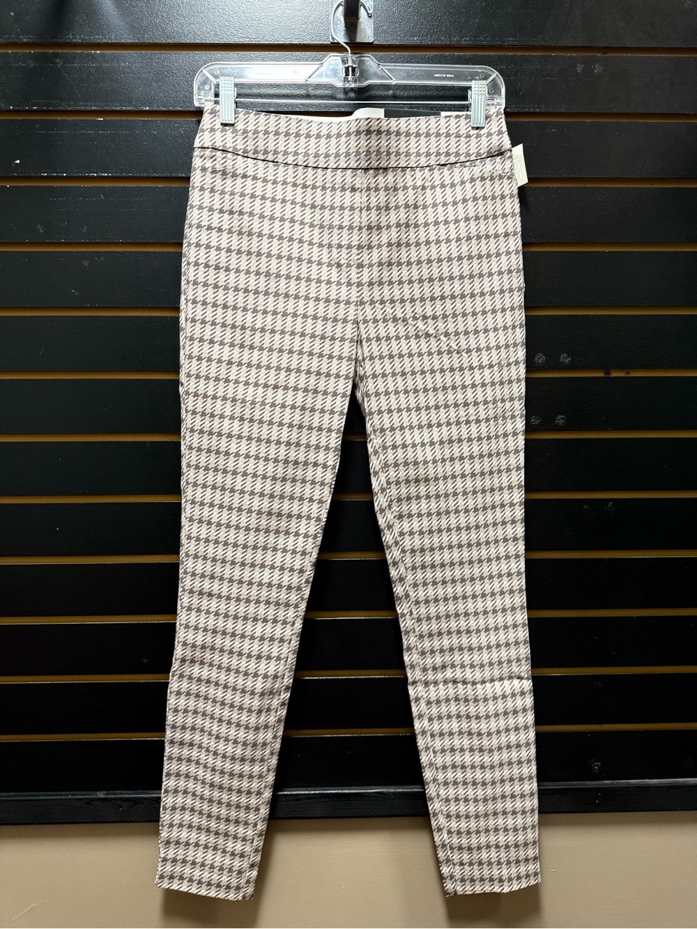 Maurices Pull On Skinny Ankle Bengaline Pants NWT Small Houndstooth